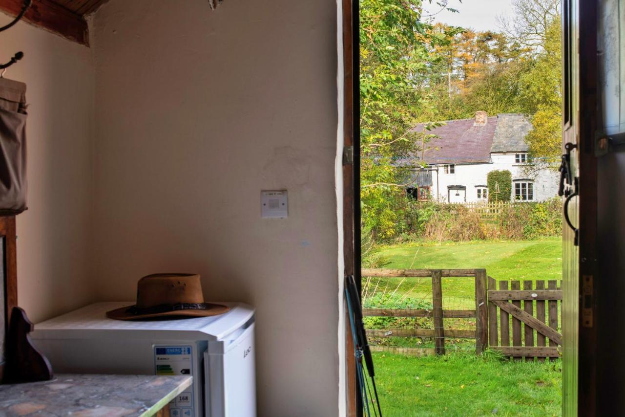 Finest Retreats - Great Cantal Granary Llandrindod Wells Esterno foto