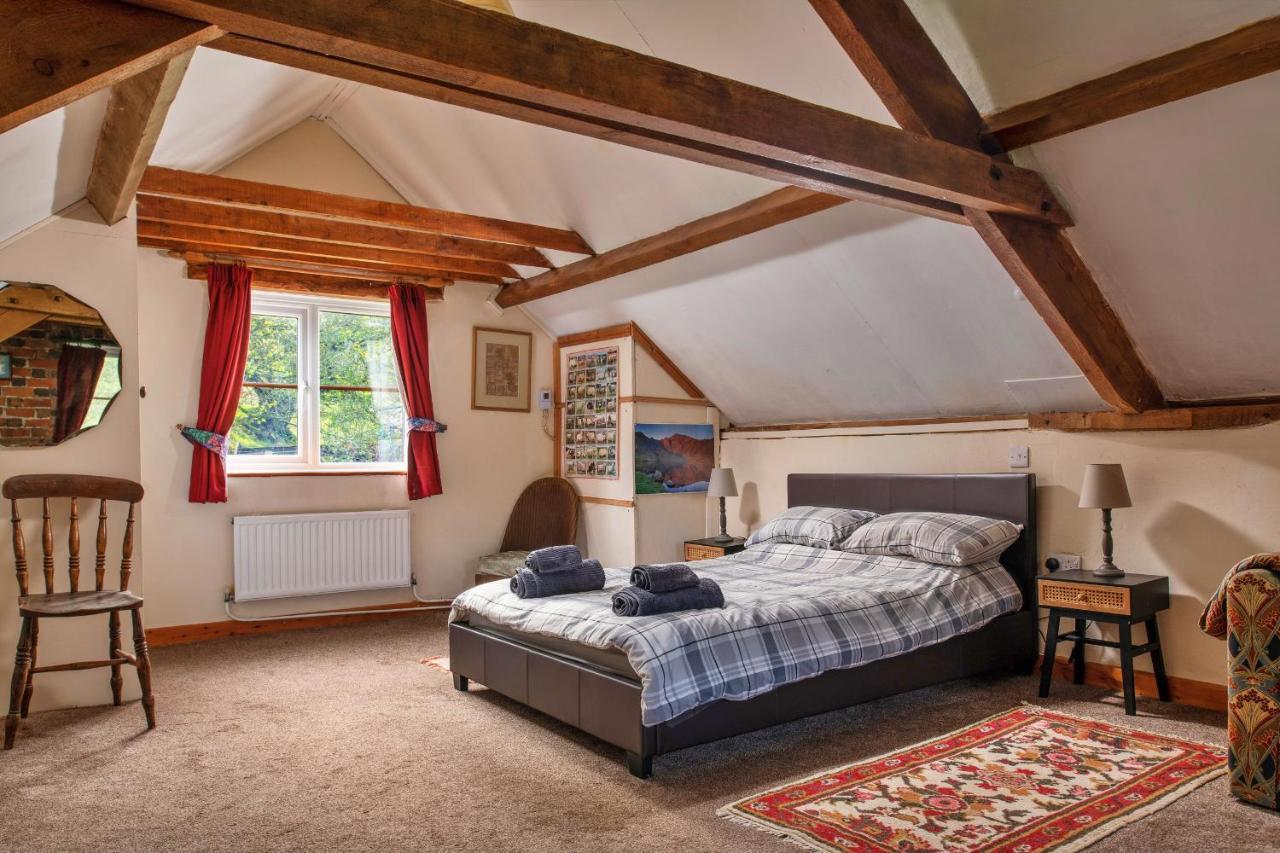 Finest Retreats - Great Cantal Granary Llandrindod Wells Esterno foto