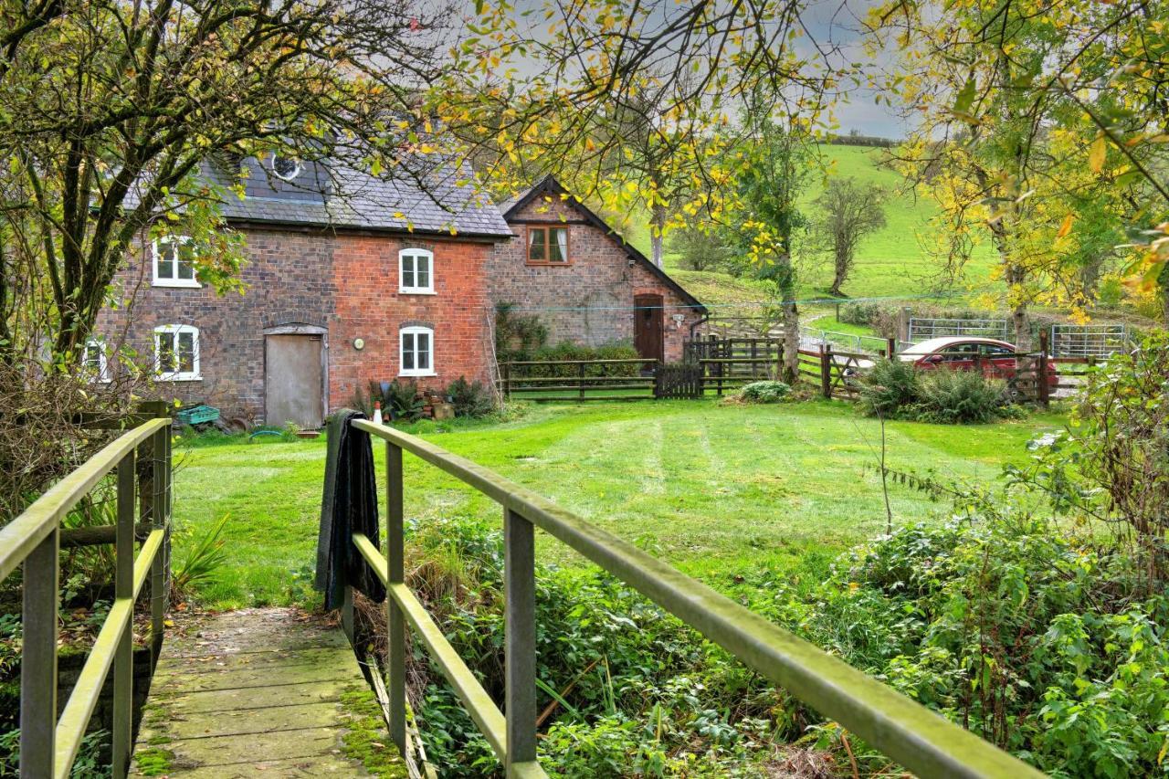 Finest Retreats - Great Cantal Granary Llandrindod Wells Esterno foto